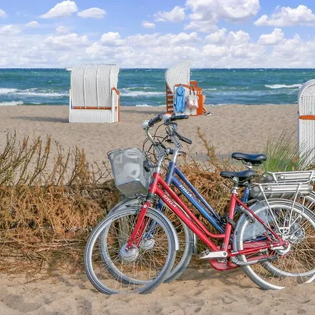 3 Bedroom Nice In Ostseeresort Holiday home Olpenitz