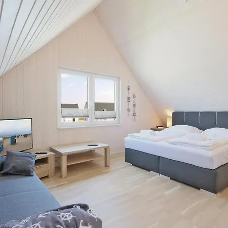 Holiday home 3 Bedroom Nice In Ostseeresort *