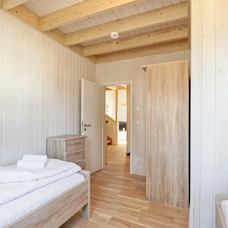 Holiday home 3 Bedroom Nice In Ostseeresort *