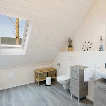 3 Bedroom Nice In Ostseeresort